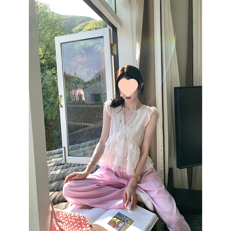 Ouyang V ネックレースアップシフォンノースリーブシャツ女性の夏のデザインセンスニッチフレンチフリルトップ|undefined