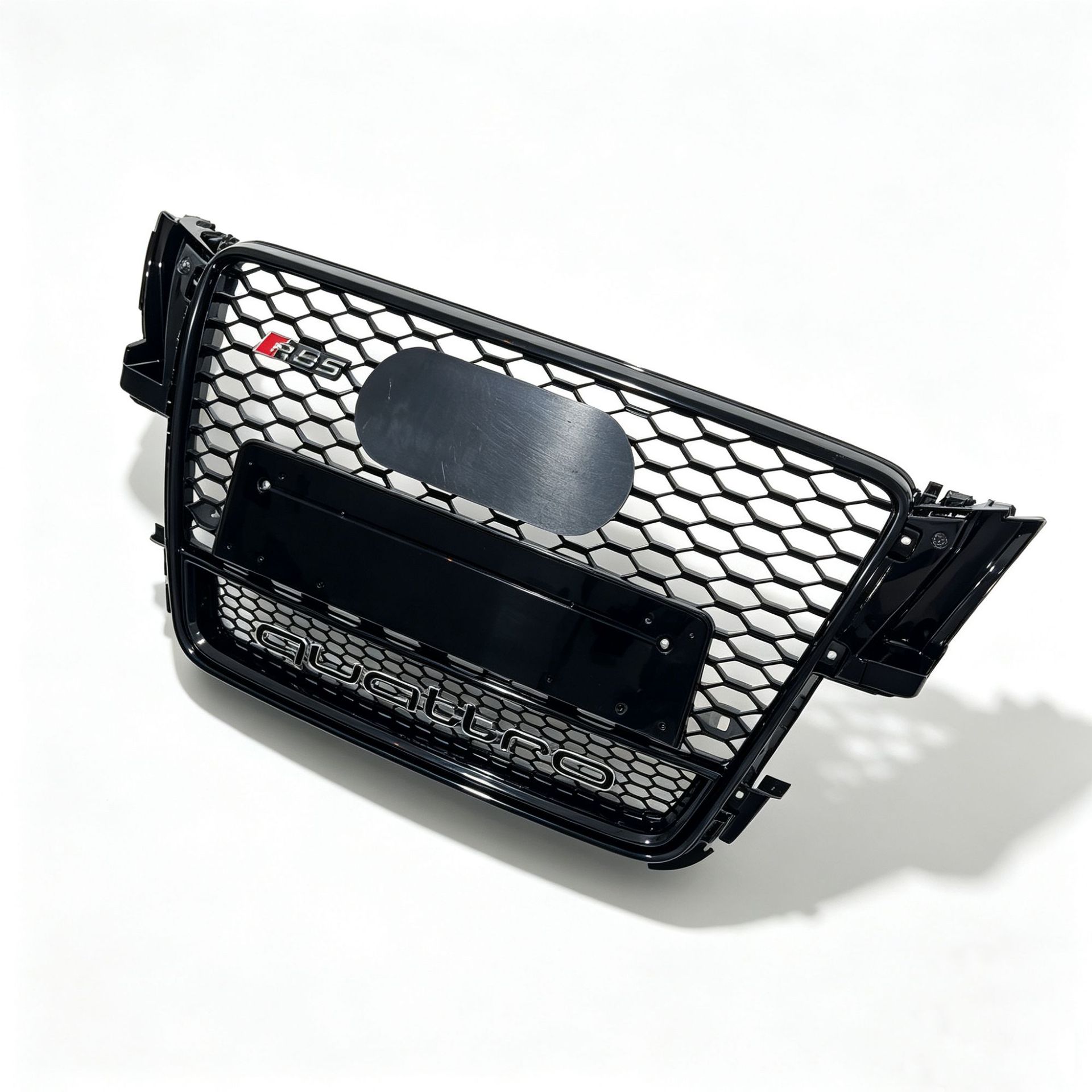 Suitable for the front grille honeycomb style in gloss black for 2008-2012 Audi A5S5B8RS5 models