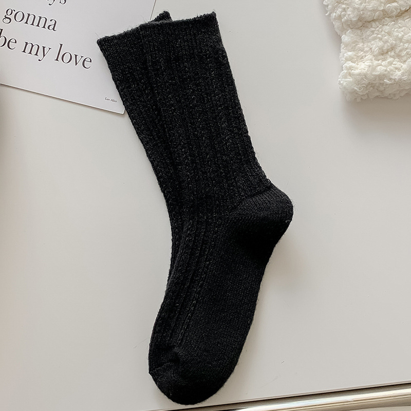 Patrón de cáñamo de otoño e invierno de cachemira de las mujeres calcetines de pelo de las mujeres de media pantorrilla de lana de color sólido grueso calcetines Mori calcetines