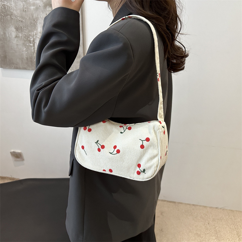 Bolsos de hombro de viento dulce simple para mujeres 2024 otoño nuevo bolso de mujer pequeño fresco bolso de moda casual bolso inferior