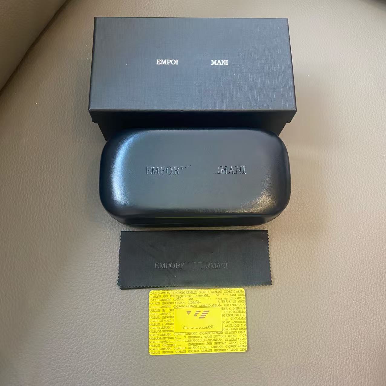 Fábrica al por mayor directa de una sola pieza de caja de espejos de alta calidad caja de almacenamiento gafas de sol gafas de sol caja de gafas de sol