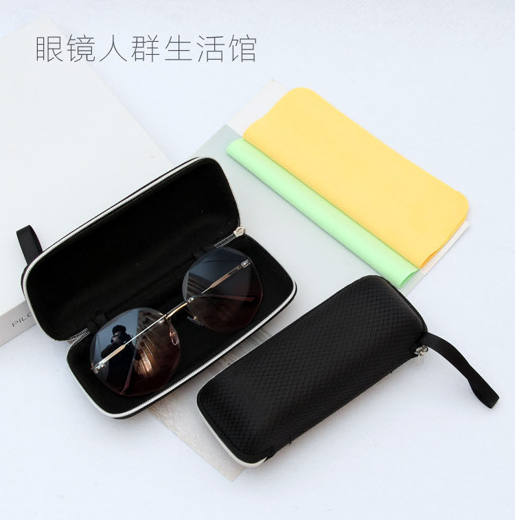 Sunglasses Case for Women, Large Sunglasses Case for Men, Portable, Pressure-Resistant, Fashionable, Children's Storage Case That Can Be Hung on a Bag