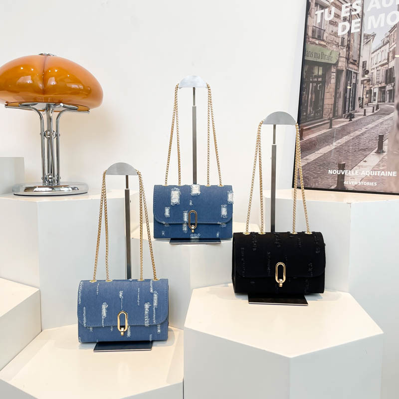 Bolsos pequeños para mujer 2025 primavera nuevo bolso de mensajero casual de alta gama bolso cuadrado pequeño de moda bolso de hombro de moda