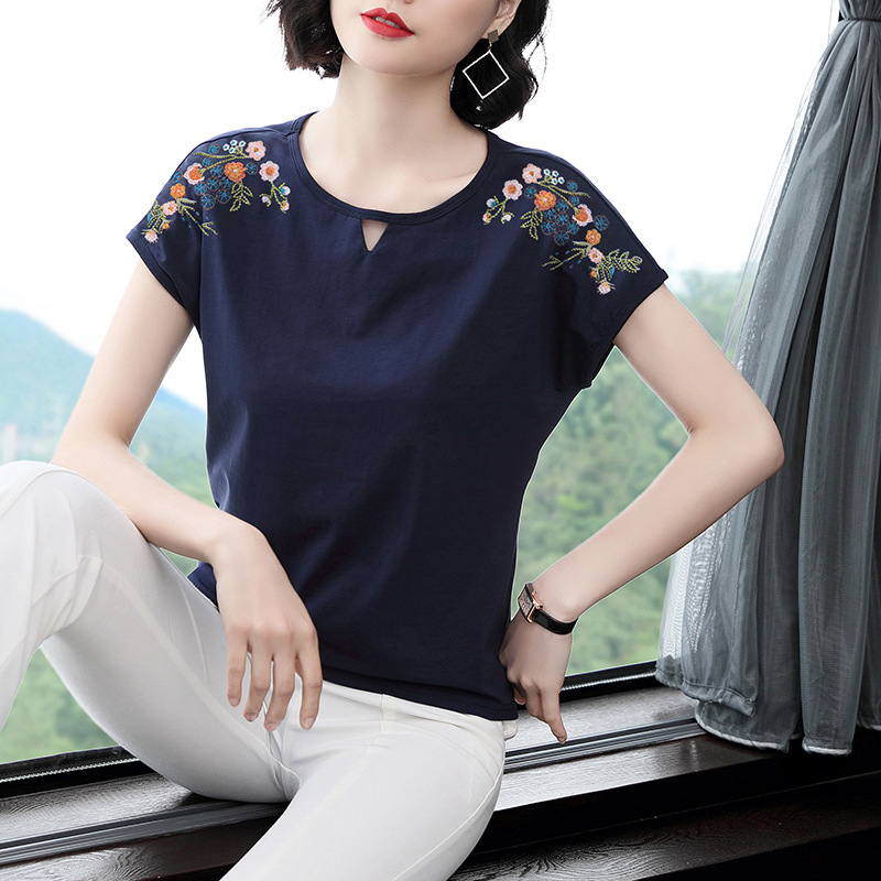 Mother Half-sleeved Women's Middle-aged Temperament T-shirt Women's Short-sleeved 2022 Summer New Western-style Base Shirt Summer Top