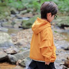おとぎ話の記憶男児春服突撃服2025新型子供コート春秋タイプアウトドア防風防水男の子