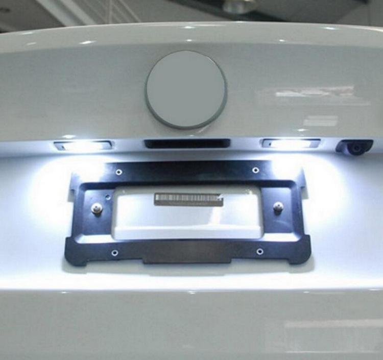 2pcs 18LED License Plate Lights for VW Golf MK4 5 6 00-12 POLO Eos08-13