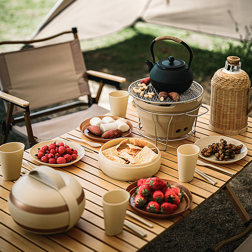 Outdoor travel picnic tableware set portable picnic barbecue camping plastic disc water cup dishes chopsticks combination