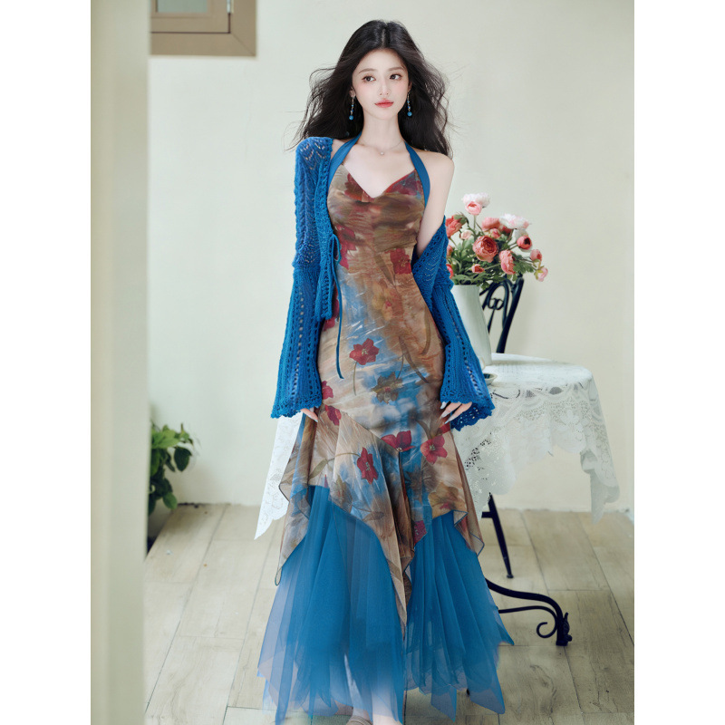 French-Style Stunning Seaside Resort-Style Blue Halter Neck Dress for Women, 2026 Spring New Model with Elegant Design