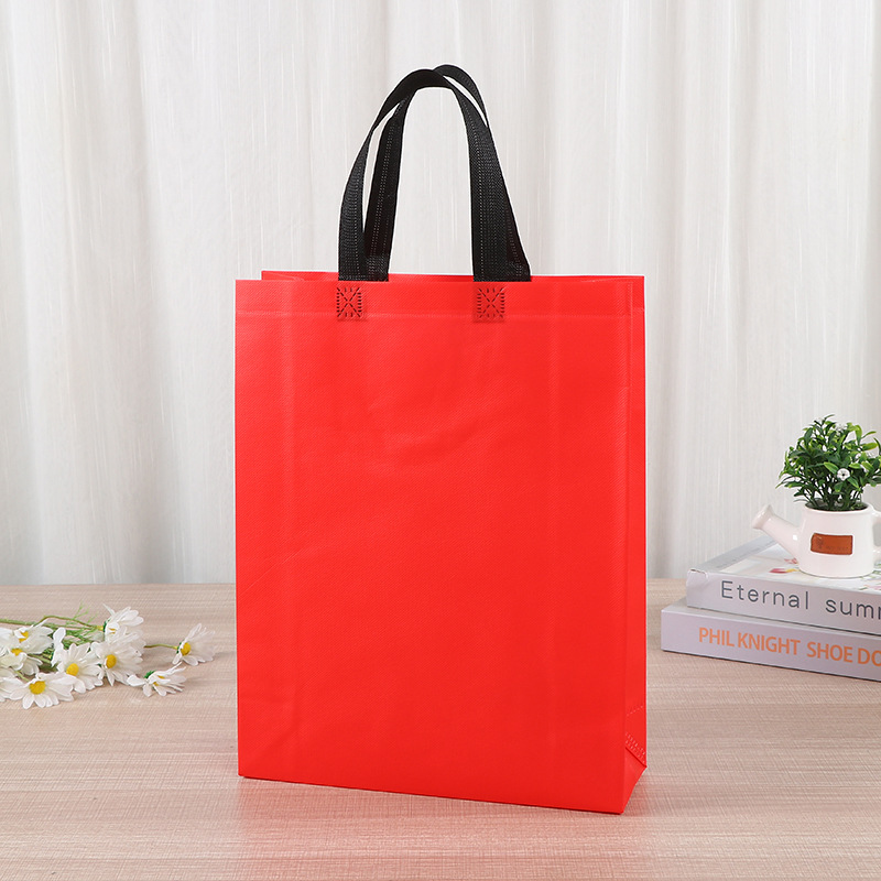 Bolsas de mano no tejidas coloridas bolsas de regalo en blanco engrosado para llevar bolsas de compras
