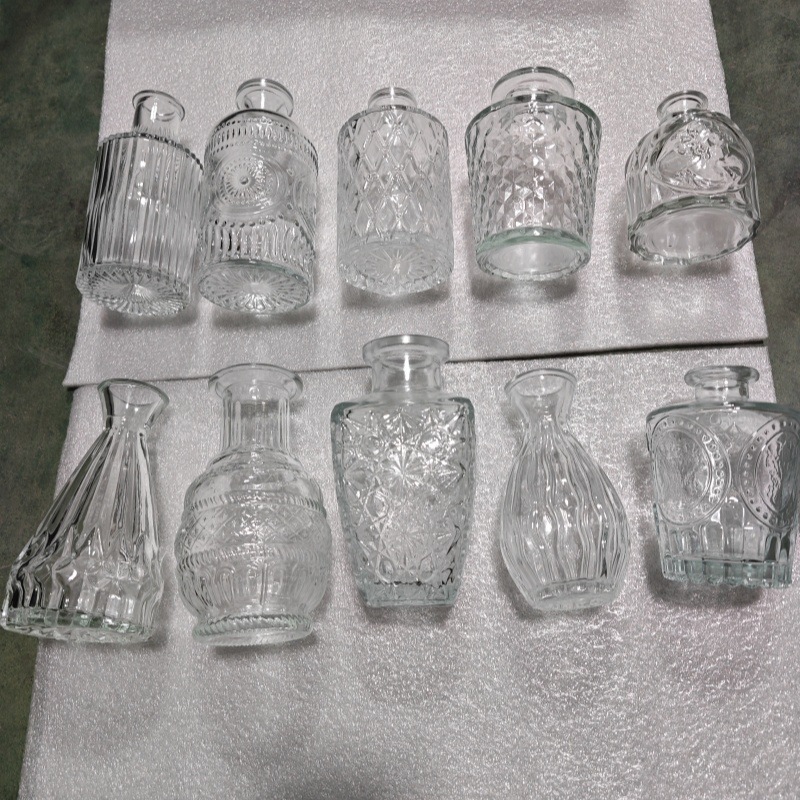 Luz de lujo simple retro mini jarrón de vidrio en vidrio de viento pequeño jarrón de flores flores flores secas flores decoración de oficina