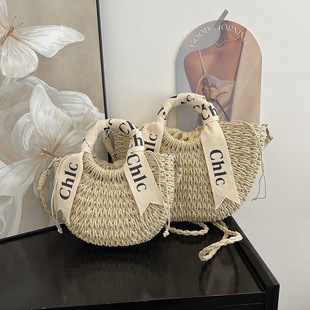 ������Ʒ2025�ļ��¿�r��ɳ���˻@�Ӳݾ�������μ�б��Ů��bags
