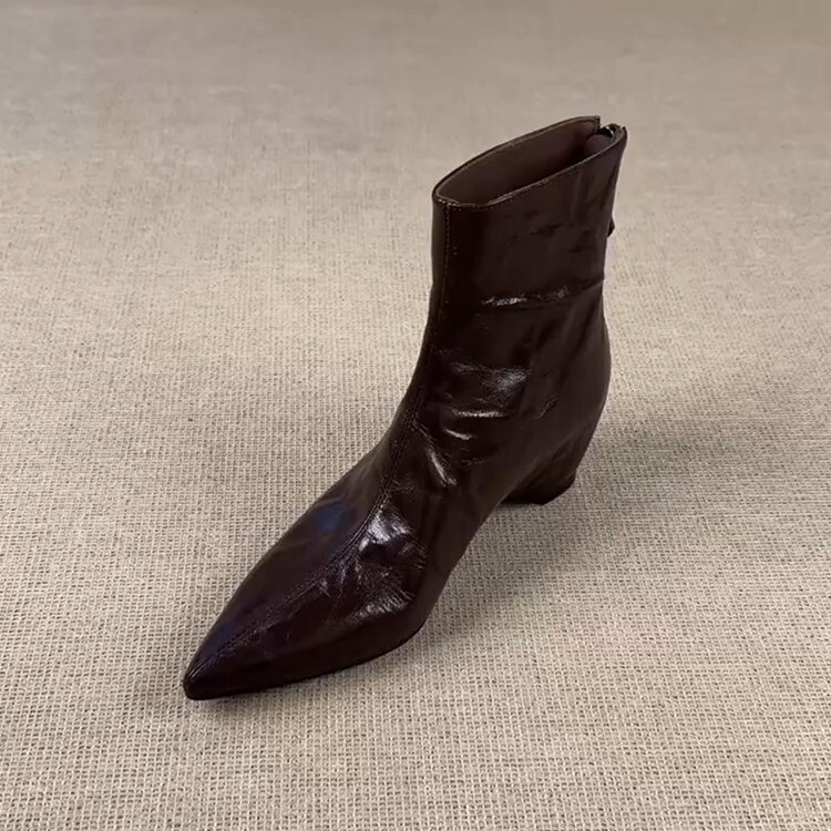 Sheepskin Version~Vintage-Style Simple Genuine Leather Slim Boots for Women, Elegant Pointed Toe, Hidden Heel, Back Zipper, Slimming Short Boots Sheepskin Version~Vintage-Style Simple Genuine Leather Slim Boots for Women, Elegant Pointed Toe, Hidden Heel, Back Zipper, Slimming Short Boots