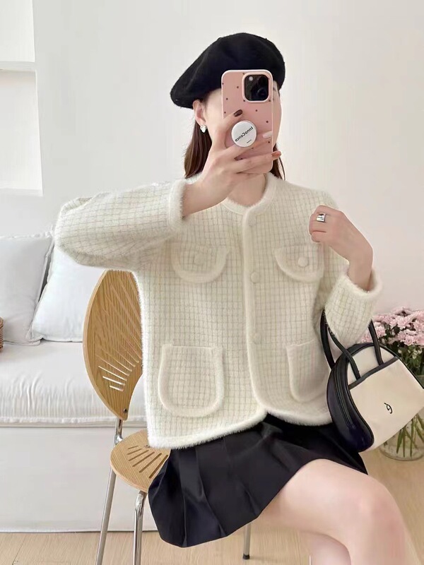 ピンクの小さな新鮮なニットセータージャケット女性のための秋冬 2025 新しいショートファッショナブルなセーターショートトップ|undefined