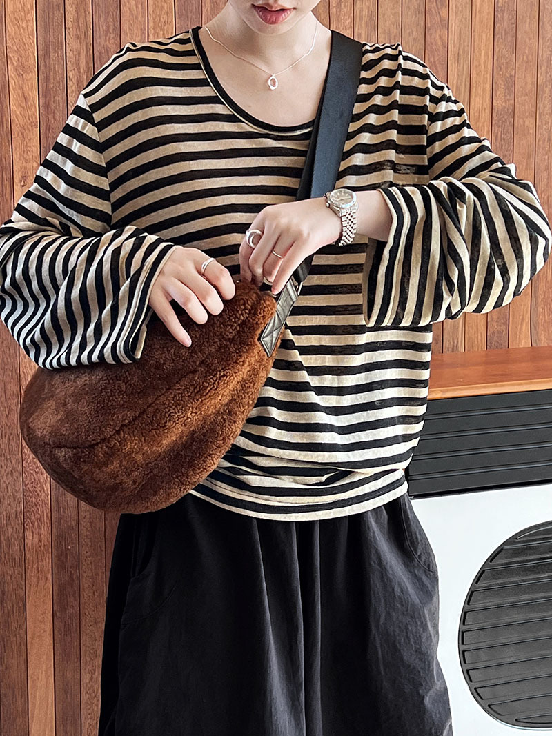 EF8D3B44-0280-4418-A3D4-49832C