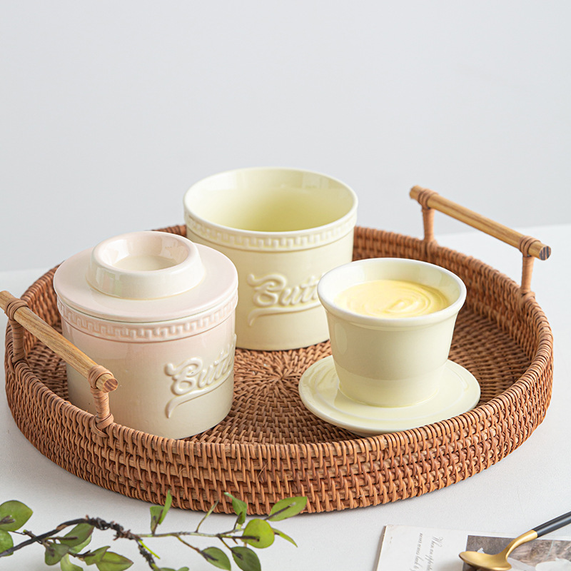 Household ceramic butter jar with lid, kitchen butter storage box, butter cup, seasoning and cheese storage container, preservation jar