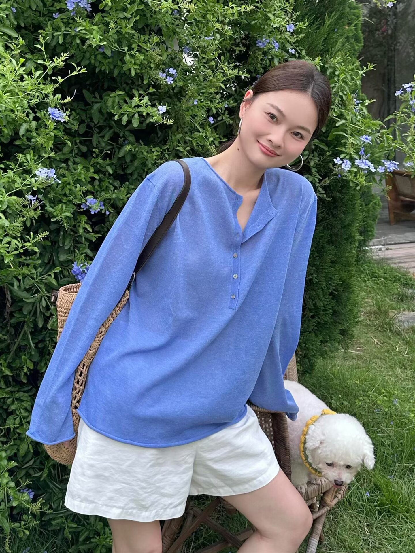 Summer niche relaxed V-neck long-sleeve T-shirt, Korean-style high-end loose-fitting versatile top, sun protection cover-up