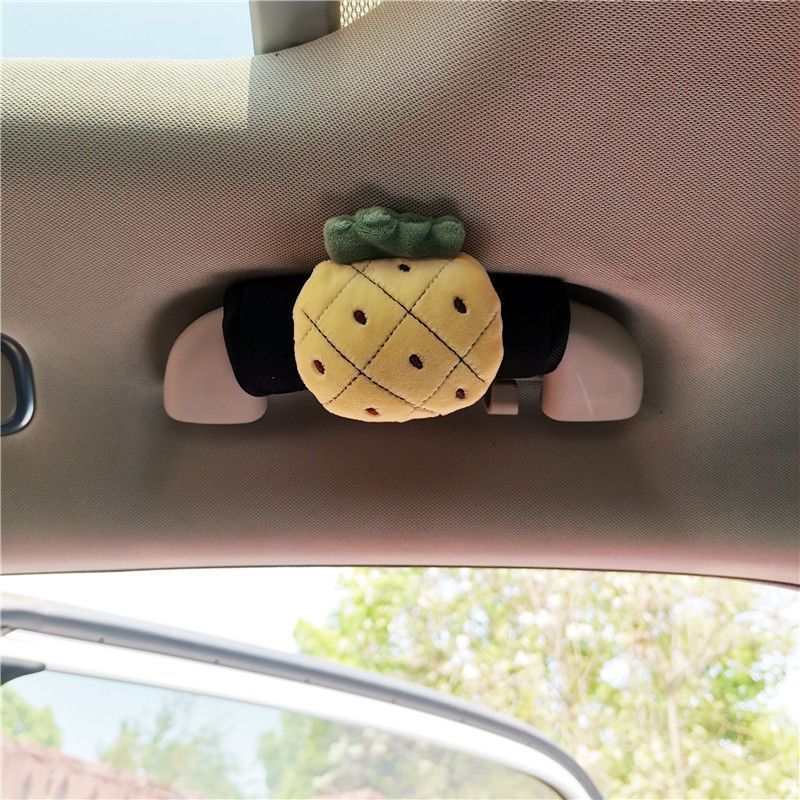 Cute dibujos animados frutas mango de automóvil hombre y mujer universal mango de puerta interior cubierta guante de tracción de techo
