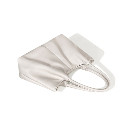 This year's popular tote bag for women 2024 Japanese and Korean ins niche large capacity daily commuting shoulder bag class school bag