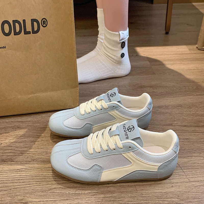 Zapatos de entrenamiento de base plana para mujeres 2026 verano nuevo tipo de malla transpirable ligera zapatos deportivos casuales de hielo transpirables