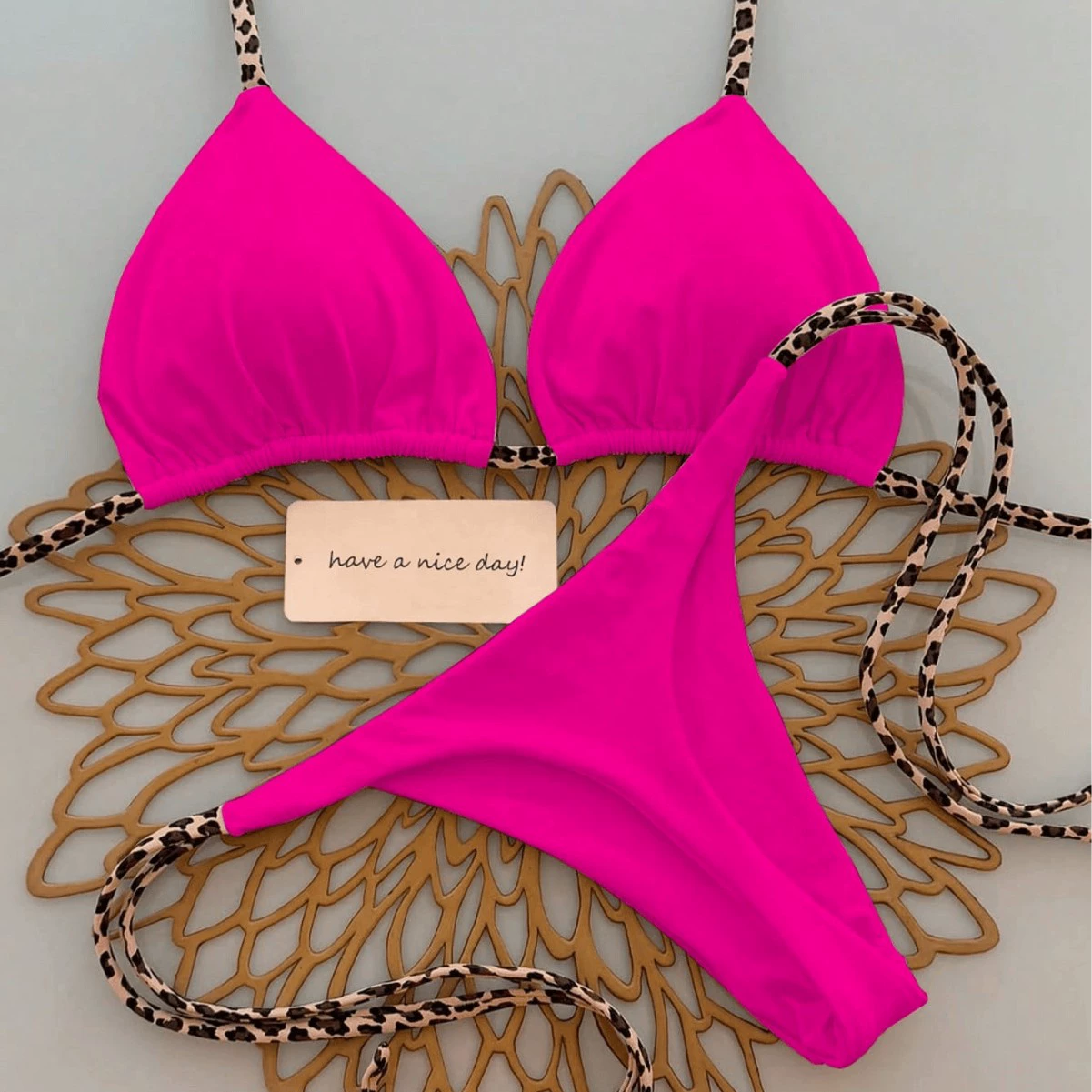 Новый 2025 год леопардовый принт бикини без спинкиhalter tie sexy женский купальник пляж отпуск оптовая продажа