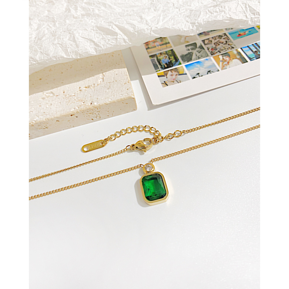 Retro Geometric Stainless Steel Inlay Zircon Pendant Necklace Colorza_colorza_8