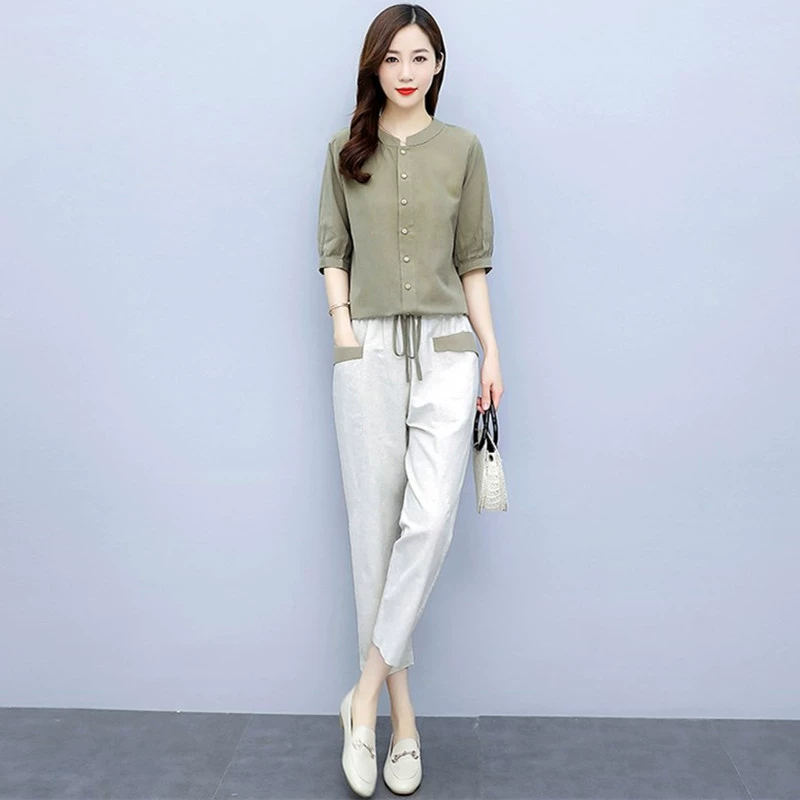 Повседневный модный костюм из хлопка и льна, новый стиль 2025 года, льняной костюм для мамы в иностранном стиле, утягивающий и скрывающий тело женский костюм из двух предметов