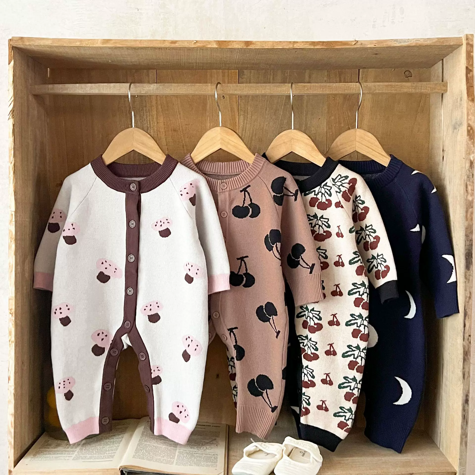 ins韩版男女童宝宝纯棉毛织卡通保暖连身衣爬服婴幼童秋冬连体衣