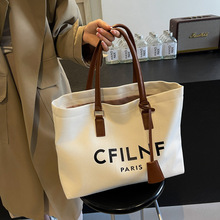 ������Ʒ2024���¿�W���r�з���ُ������������ذ�����μ�Ů��