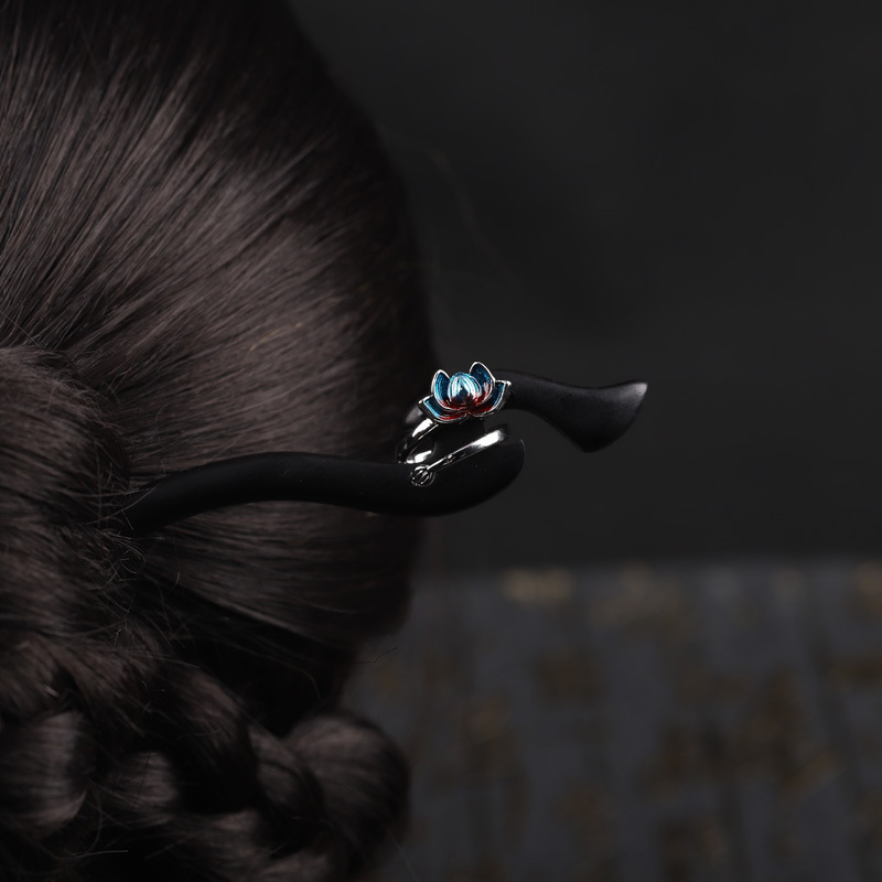 C74 초승달 연꽃 [자연흑단]