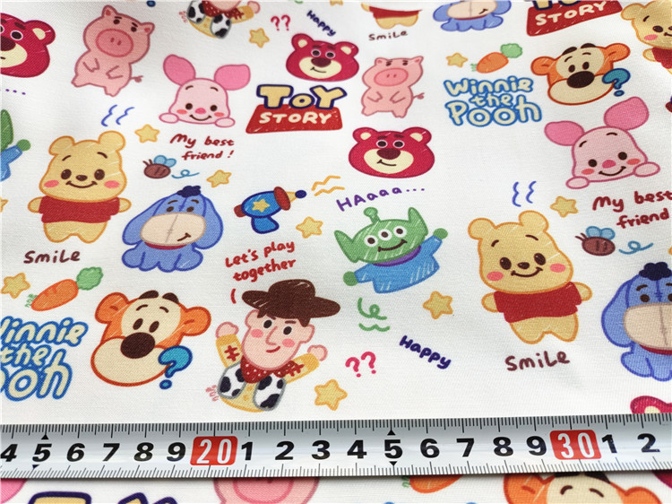漫画の布の細いキャンバスのプリントの手作りのdiyの生地のソファーは布をかぶせて寮のテーブルクロスの3目のベリーの熊を包みます。|undefined