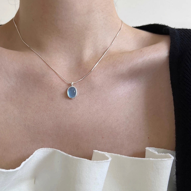 Aquamarine Moonstone Necklace Women's Niche Design High-end Oval Pendant Light Luxury Fashion Snake Bone Chain New Fashion