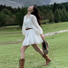 云南新疆西双版纳草原旅游拍照穿搭连衣裙女民族度假沙滩短裙春夏