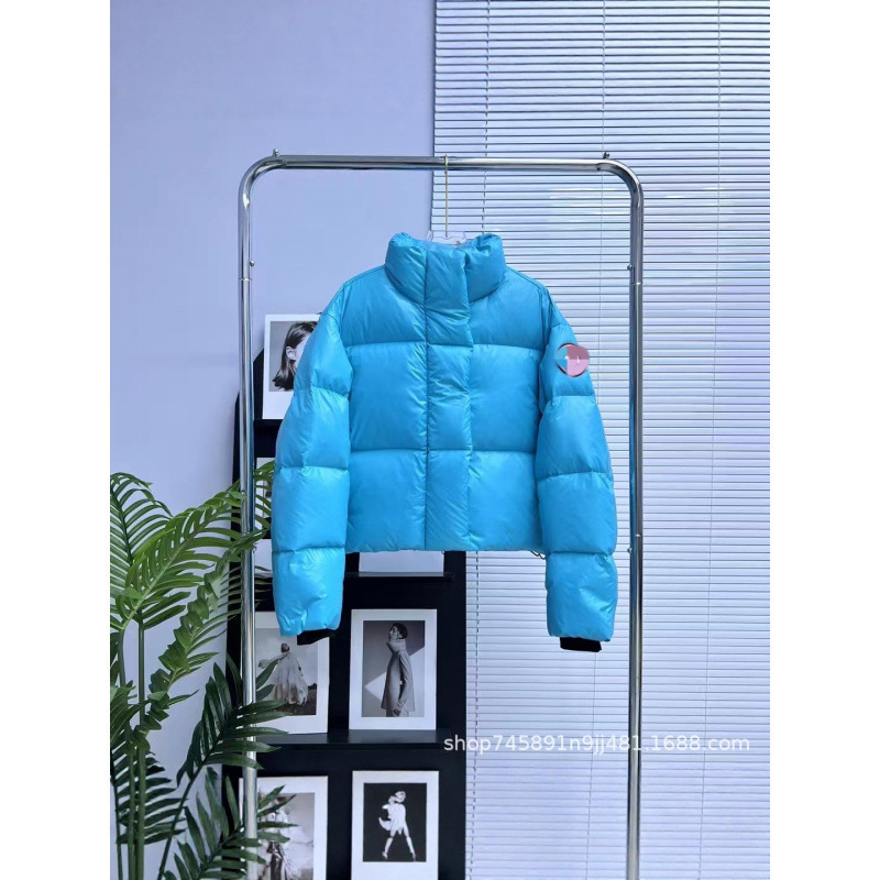 High-end women's short puffer jacket with three-color puff print, autumn and winter outerwear, new winter style High-end women's short puffer jacket with three-color puff print, autumn and winter outerwear, new winter style