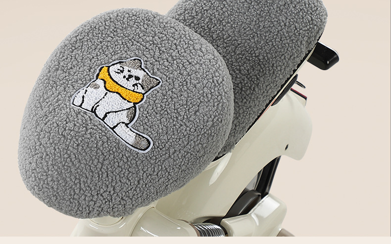 Suitable for Electric Vehicle Seat Cushion Cover, Thickened Plush Autumn and Winter Warm, Comfortable and Cute Corgi Simple and High-Looking Seat Cushion Cover