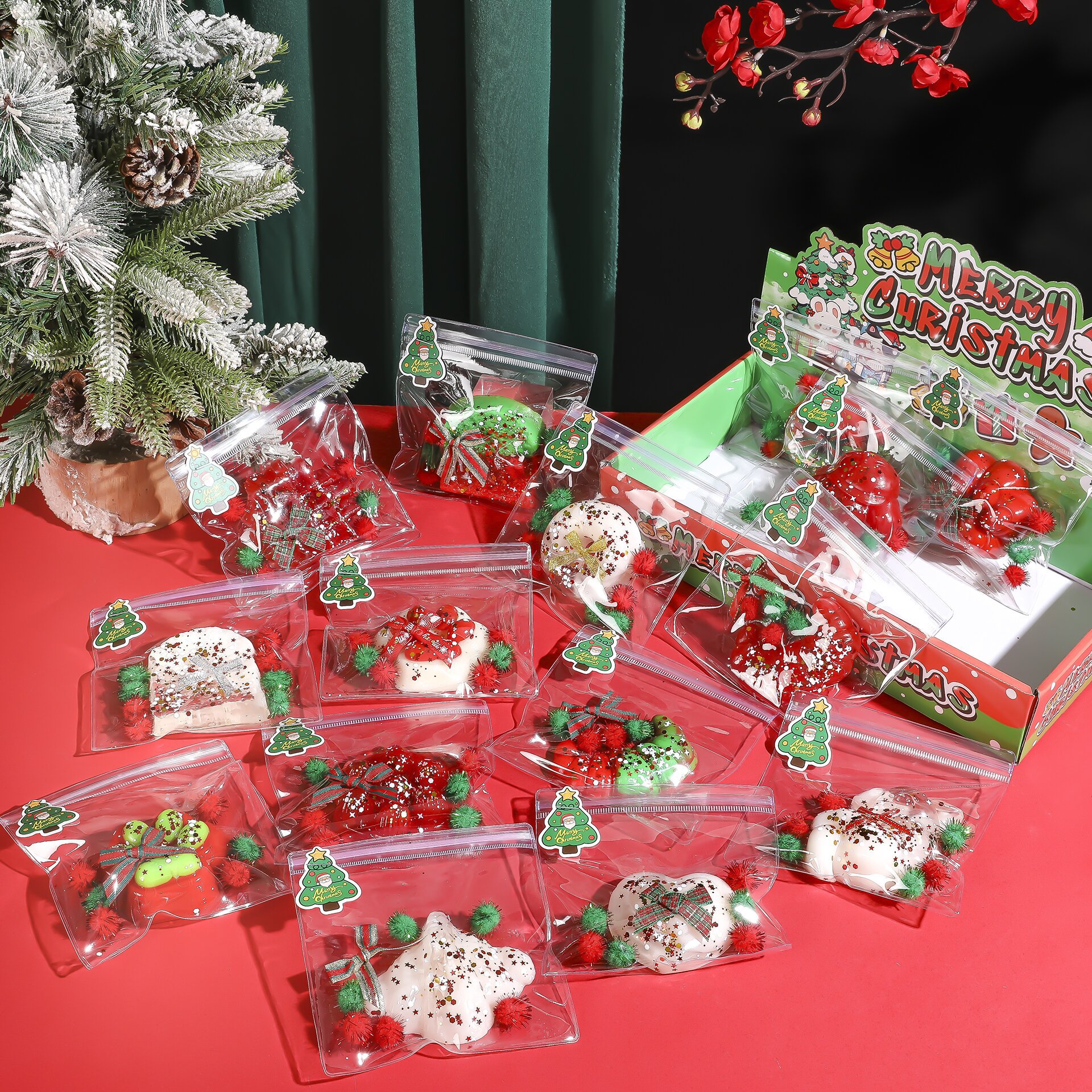 B12 en Navidad pellizco pellizco sensación de atmósfera pellizco pellizco estilo de juguete de descompresión pellizco pellizco bolsas ciegas