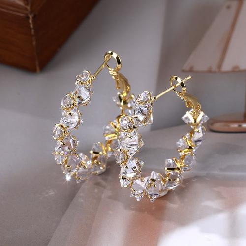 Elegant European and American Cross-border Exquisite Full Diamond Earrings, Unique Design, High-End, Light Luxury, Chic Women's Earrings