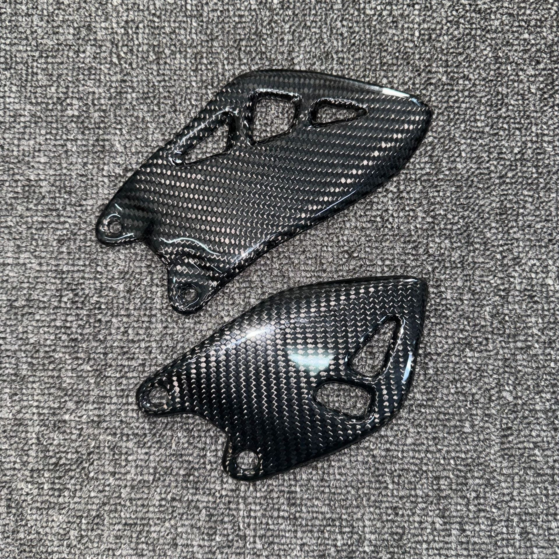 Suitable for Kawasaki Ninja Zx-10R Modified Carbon Fiber Footrest Protection Plate Wings Footrests
