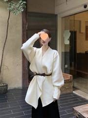 韩系感气质翻领宽松外套女秋冬季黑色收腰修身保暖开衫上衣超好看