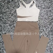 LO�ߙn�٤ƴɫ�ɼ����b�����@�ݸ����ո������������\���٤��Ů