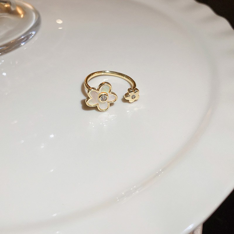 Modern Style Heart Shape Metal Plating Zircon Womenu0027S Rings 1 Piece