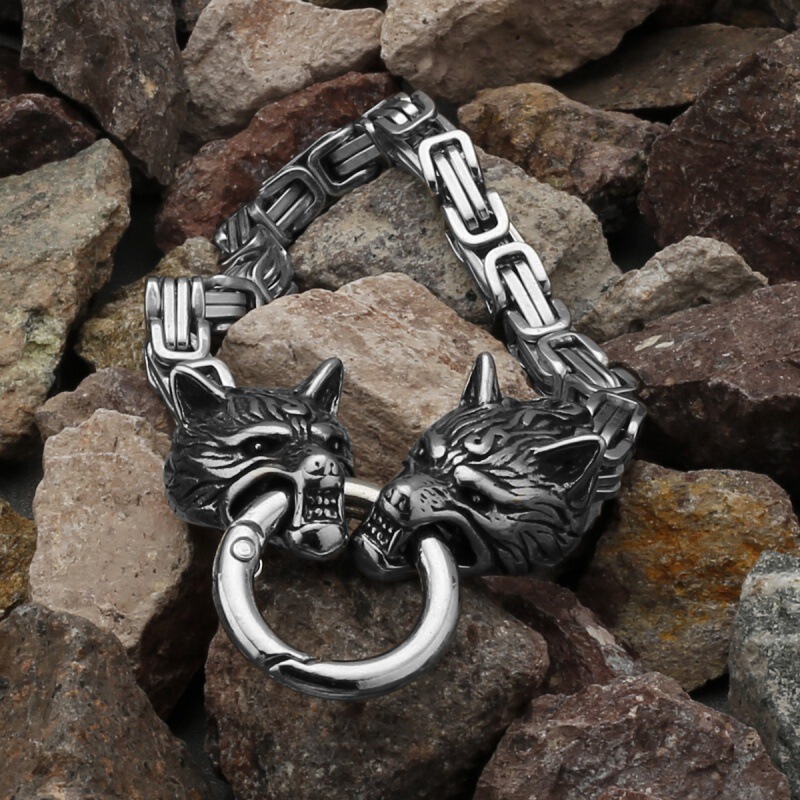 Vintage Viking Wolf Head Bracelet Men's Stainless Steel Chain Punk European and American Fashion Animal Jewelry Cross-border Hot Selling Jewelry Vintage Viking Wolf Head Bracelet Men's Stainless Steel Chain Punk European and American Fashion Animal Jewelry Cross-border Hot Selling Jewelry