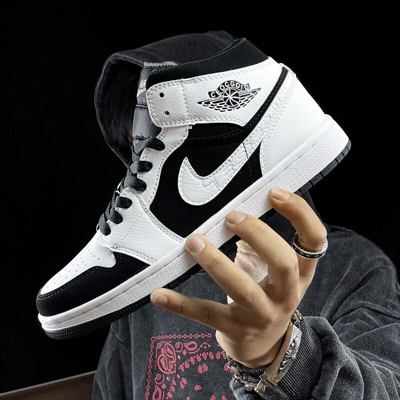AJ Men's Shoes High-top Aj1 Black and White Panda Dunk Putian Shoes Women's Shoes Air Force One Couple's Casual Board Shoes