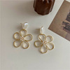 Fashionable retro earrings from pearl, 2023 collection, simple and elegant design, flowered