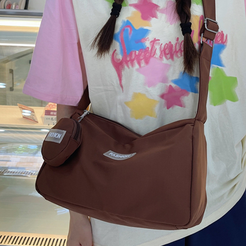 Large Capacity Women's Shoulder Bag Nylon Crossbody Work Bag_voghion.com