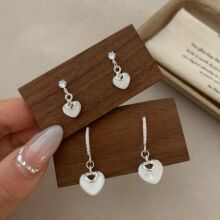 �����¿��ͨ�ڼ�Լ���䰮�Ķ���Ů����С�����ᾫ�µ�׹����