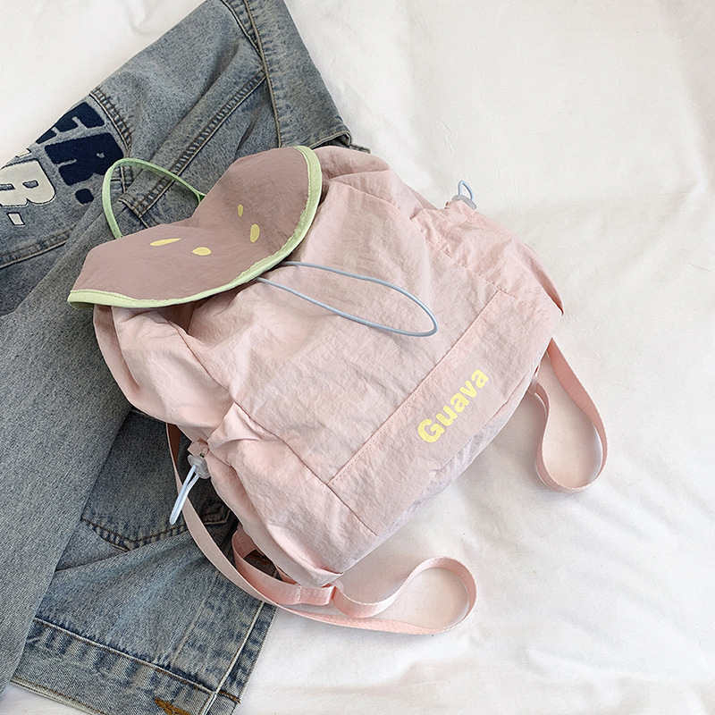 Bolso femenino lindo de alto valor verano 2025 nuevo estilo dopamina dibujos animados fruta mochila casual todo-fósforo
