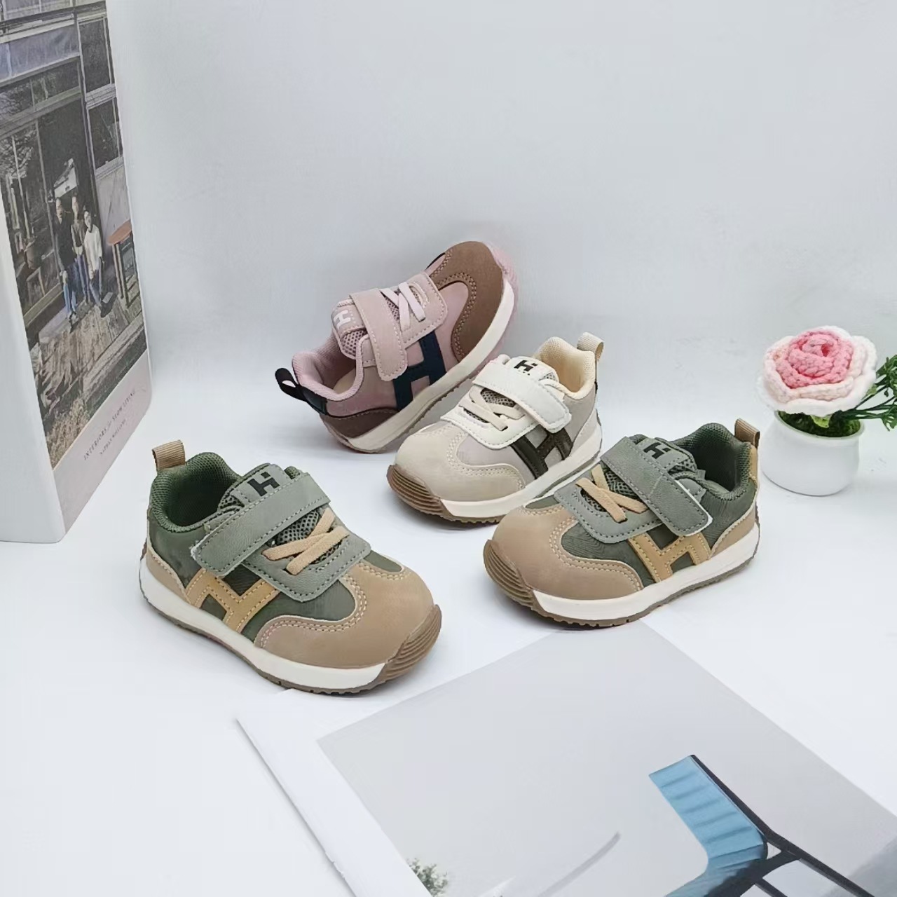 2025 otoño nuevo bebé de cuero 1-5 años dibujos animados niños bebés niños niños zapatos Forrest Gump antideslizante suela suave zapatos para bebé femenino