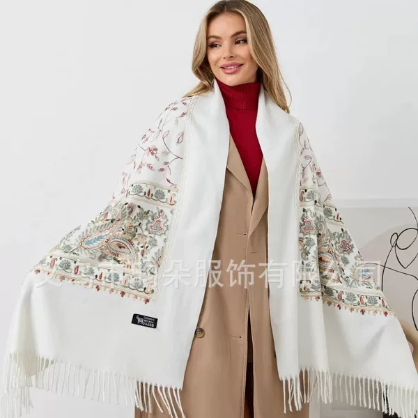 New autumn and winter embroidered auspicious cashew-patterned 350g faux cashmere scarf and shawl, suitable for cross-border sales, providing warmth in European and American styles