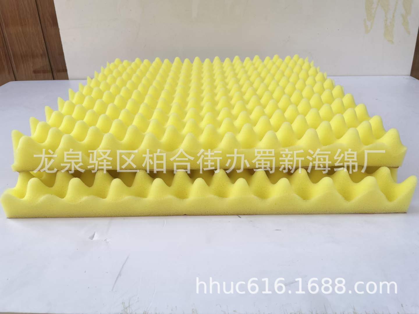 供应彩色聚氨酯吸音海绵/尖峰状消音海绵/设备内衬凹凸静音海绵