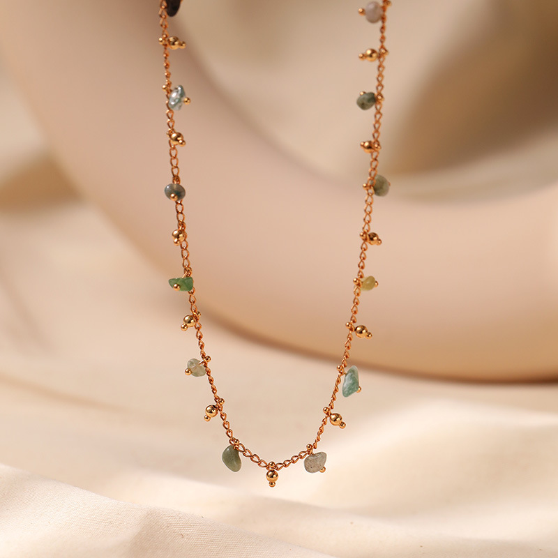 Ethnic Style Solid Color Artificial Crystal Copper Plating Chain Necklace display picture 3